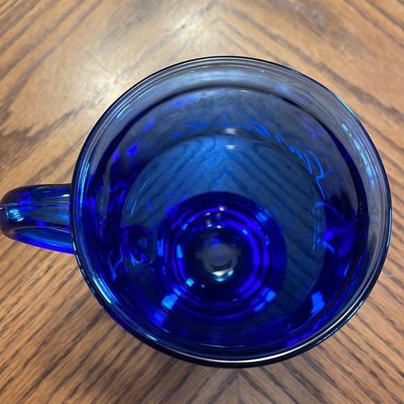 Starbucks/Anchor Hocking cobalt blue glass etched pedestal mug - Picture 5 of 8